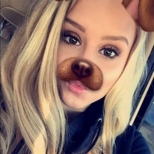 Meet your Posher, Ana